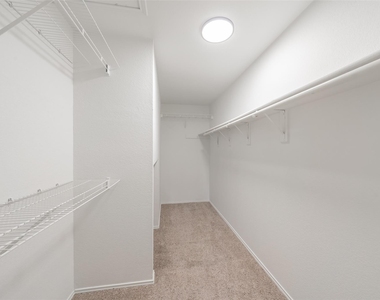 617 Dover Court - Photo Thumbnail 14
