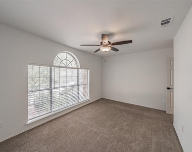 617 Dover Court - Photo Thumbnail 23