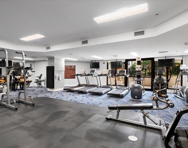 801 S Olive Avenue - Photo Thumbnail 18