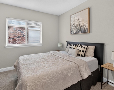 6820 Westbury Drive - Photo Thumbnail 22
