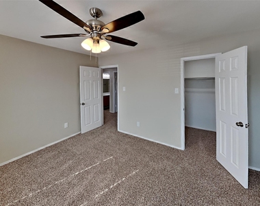 4328 Highgate Road - Photo Thumbnail 15