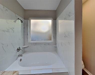 4820 Ashton Avenue - Photo Thumbnail 11