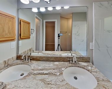 4820 Ashton Avenue - Photo Thumbnail 12