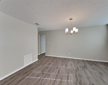 4820 Ashton Avenue - Photo Thumbnail 6