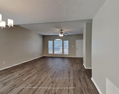 4820 Ashton Avenue - Photo Thumbnail 7