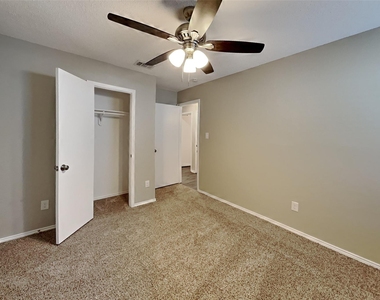 4820 Ashton Avenue - Photo Thumbnail 14