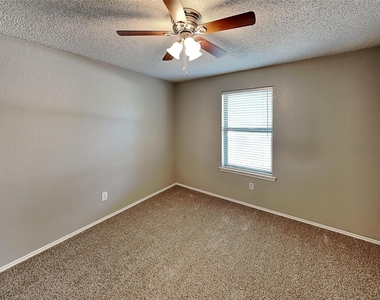 1562 Tiffany Forest Lane - Photo Thumbnail 14