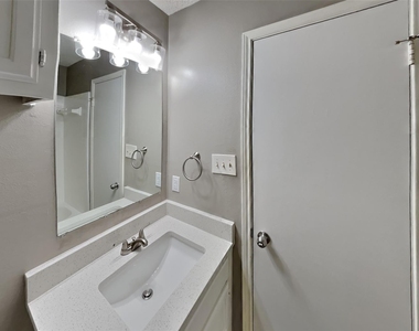 1562 Tiffany Forest Lane - Photo Thumbnail 15