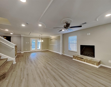 345 Chalkstone Drive - Photo Thumbnail 2