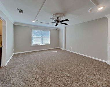 345 Chalkstone Drive - Photo Thumbnail 7