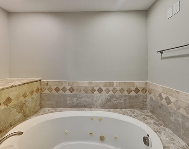 345 Chalkstone Drive - Photo Thumbnail 8