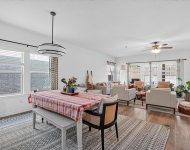 4005 Lockmead Road - Photo Thumbnail 2
