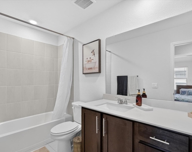 4005 Lockmead Road - Photo Thumbnail 12