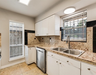 9829 Grove Oaks Valley - Photo Thumbnail 5