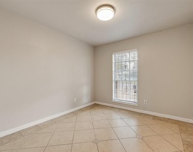 9829 Grove Oaks Valley - Photo Thumbnail 14