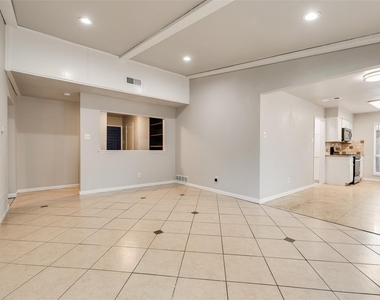9829 Grove Oaks Valley - Photo Thumbnail 2