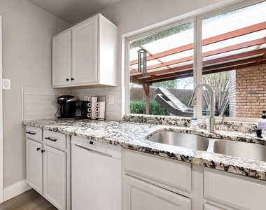 6536 Mesquite Trail - Photo Thumbnail 8
