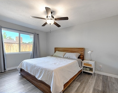 6536 Mesquite Trail - Photo Thumbnail 16