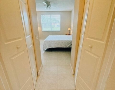 7966 Laina Lane - Photo Thumbnail 18