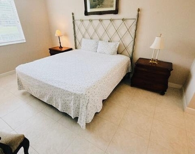 7966 Laina Lane - Photo Thumbnail 16