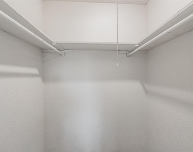 5812 Regatta Circle - Photo Thumbnail 26