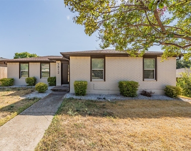 5812 Regatta Circle - Photo Thumbnail 2