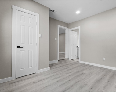 1903 Beauford Road - Photo Thumbnail 11