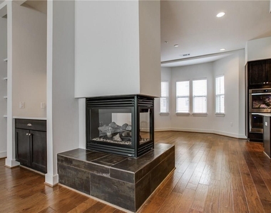 2525 State Street - Photo Thumbnail 9