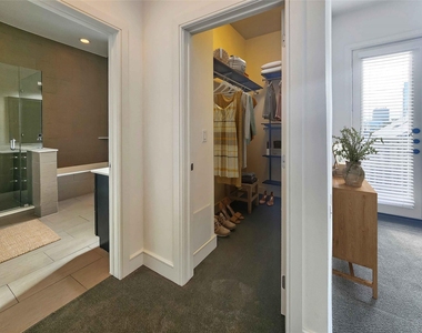 2525 State Street - Photo Thumbnail 16