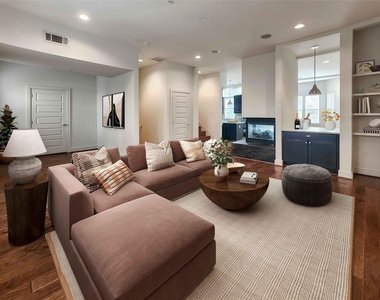 2525 State Street - Photo Thumbnail 12