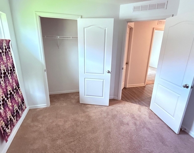 5361 Imagination Drive - Photo Thumbnail 12