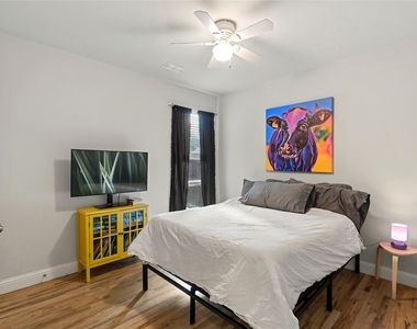 3705 Millstone Way - Photo Thumbnail 21