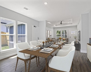 512 E Heron Street - Photo Thumbnail 8