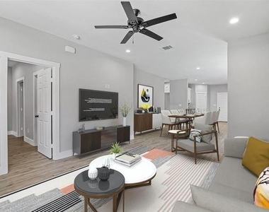 512 E Heron Street - Photo Thumbnail 5