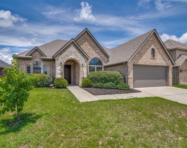 616 Cayden Court - Photo Thumbnail 1