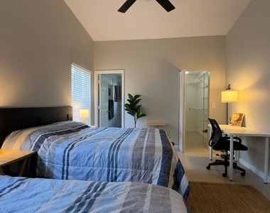 5811 Nw 57th Avenue - Photo Thumbnail 9
