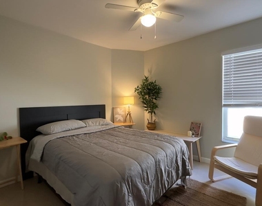 5811 Nw 57th Avenue - Photo Thumbnail 15