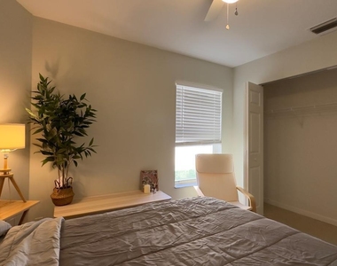 5811 Nw 57th Avenue - Photo Thumbnail 17