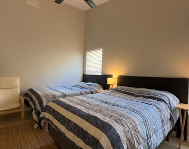 5811 Nw 57th Avenue - Photo Thumbnail 10