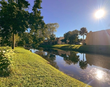 5811 Nw 57th Avenue - Photo Thumbnail 26
