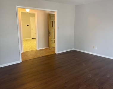 4613 Ranch View Road - Photo Thumbnail 5