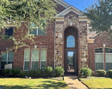 3532 Ballycastle Drive - Photo Thumbnail 2
