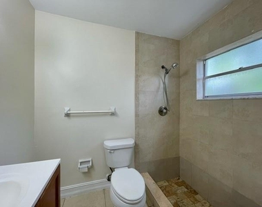 22744 Sw 55th Avenue - Photo Thumbnail 18