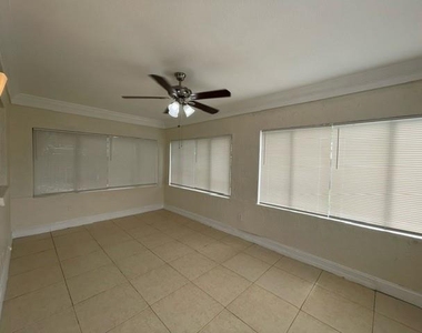 22744 Sw 55th Avenue - Photo Thumbnail 9