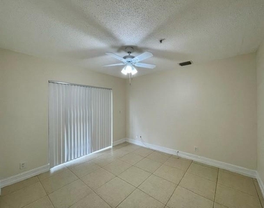 22744 Sw 55th Avenue - Photo Thumbnail 16