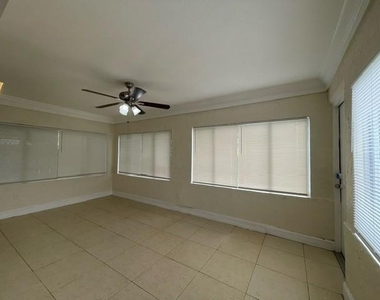 22744 Sw 55th Avenue - Photo Thumbnail 11
