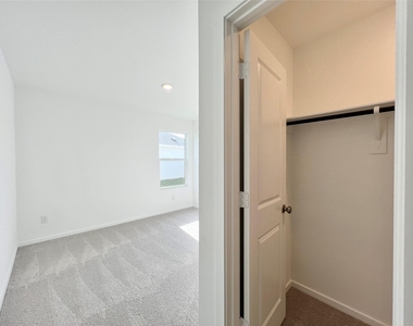 4109 Drifters Bend Drive - Photo Thumbnail 12