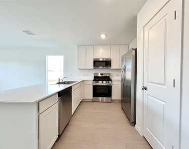 4109 Drifters Bend Drive - Photo Thumbnail 17