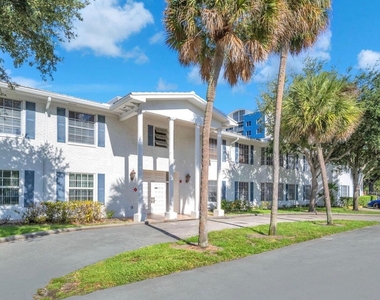 2210 Ne 67th Street - Photo Thumbnail 12