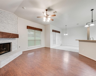 2760 Beacon Hill Drive - Photo Thumbnail 14